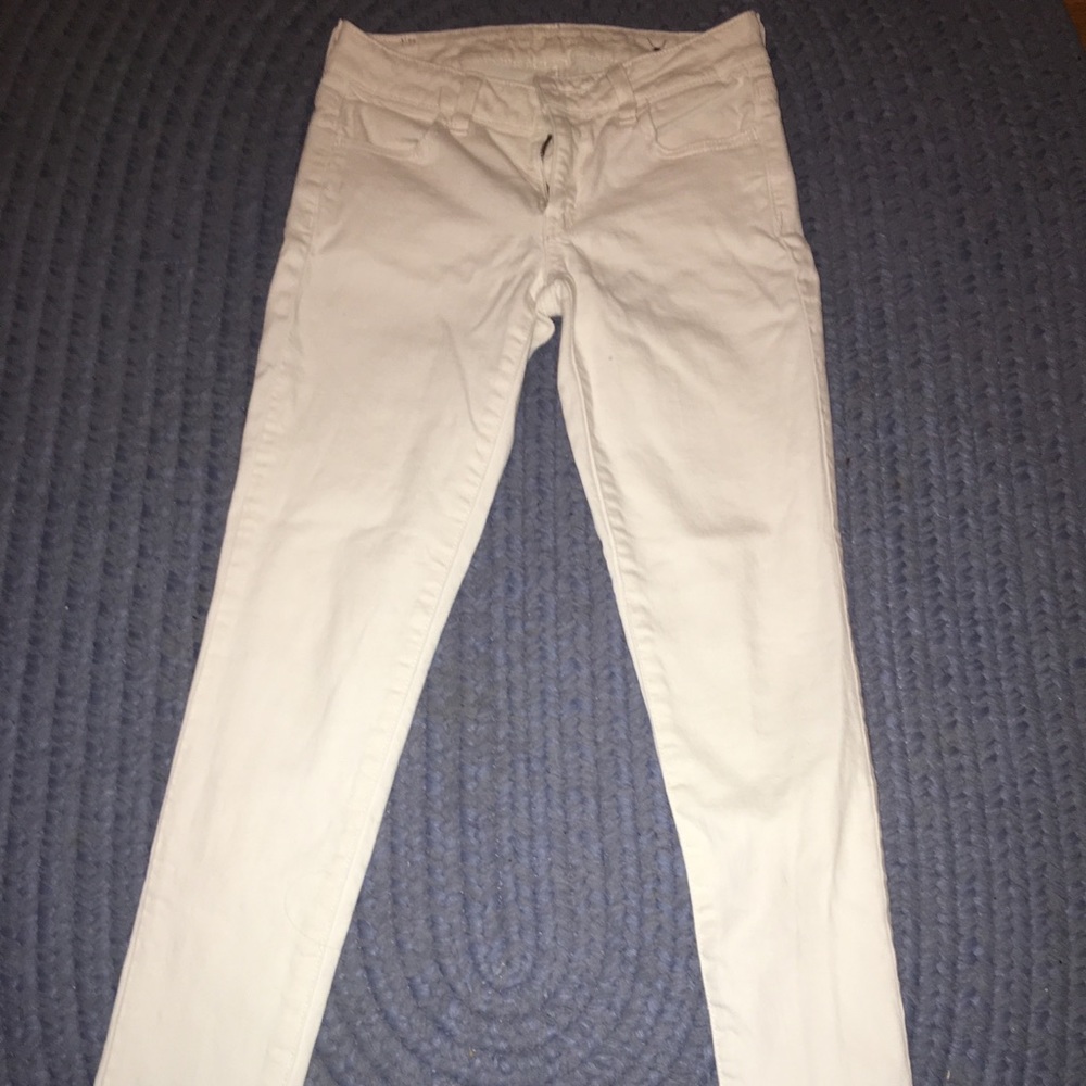 white jeggings